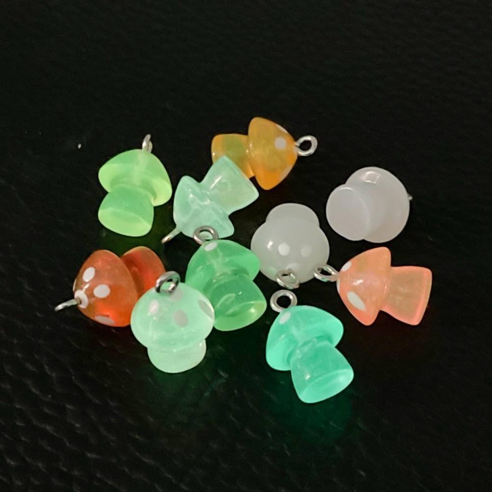 16pcs Luminous Mushroom Charms - Resin Craft Projects ulasan dan harga